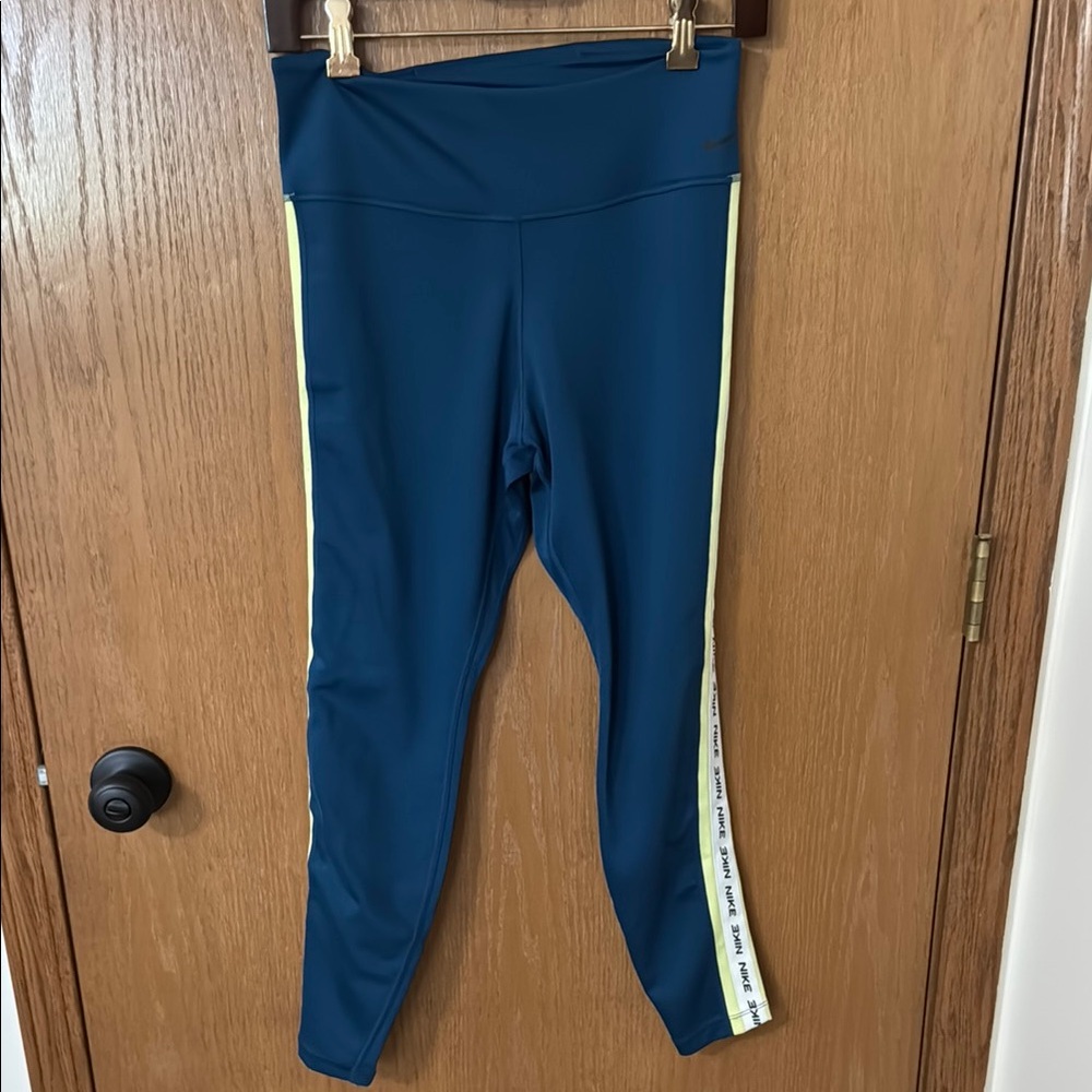 Nike Dri-FIT Blue Leggings